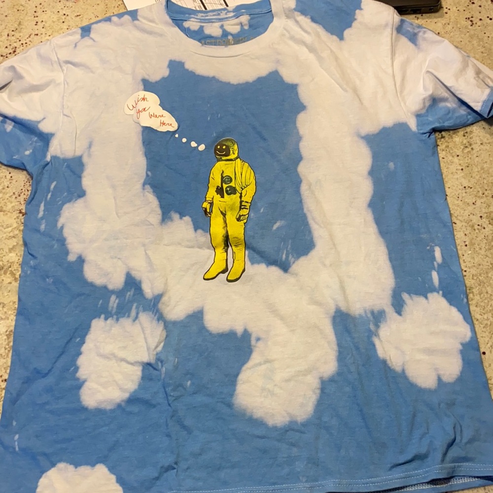 NWOT ASTROWORLD Travis Scott - Wish You We’re Here Astronaut Blue Tie-Dye Shirt